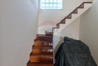 Casa cu 5 camere de vanzare (P+M) in comuna Bolotesti - 3