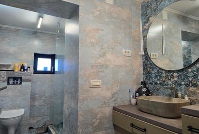 Casă individuală cu 7 camere cu Canalizare în 2 Mai - 10