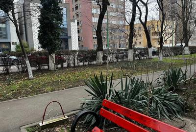 Apartament cu 2 camere semidecomandat în Boul Roșu - 1