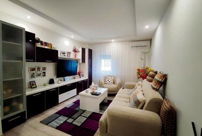 Apartament cu 3 camere decomandat, mobilat în CET - 2