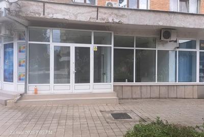 Ofer spre inchiriere spatiu comercial in Deva 50 mp zona centrala - 2