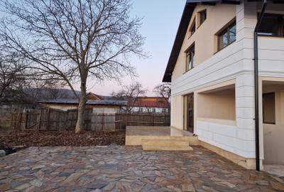 Casă cu 4 camere în Ciocănești - 6