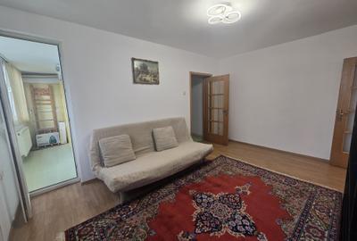 Apartament cu 3 camere semidecomandat, mobilat în Muncii - 1