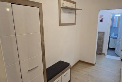 Apartament cu 2 camere de vanzare la metrou 1 Decembrie / Piata Trapezului - 11