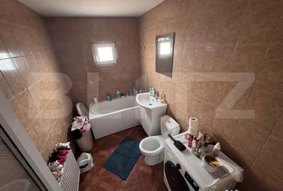 Apartament cu 2 camere semidecomandat, mobilat în Micro 11 - 4