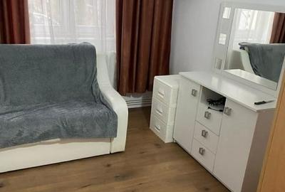 Apartament cu 3 camere decomandat în Granit - 2