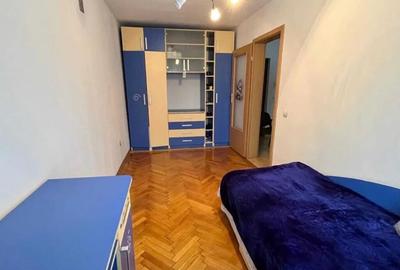 Apartament cu 3 camere in Centru - 3