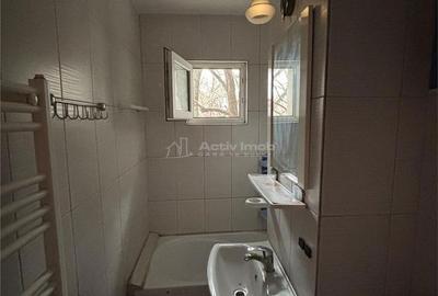 Apartament cu 2 camere în Micro 40 - 3