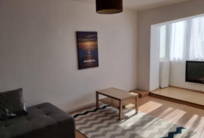 Apartament cu 3 camere decomandat în Titan - 2