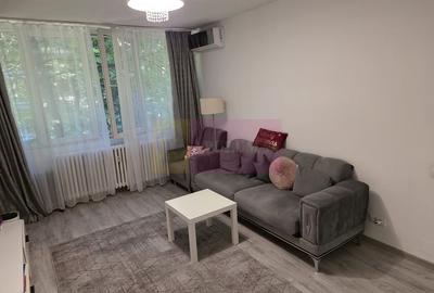 Apartament cu 2 camere decomandat în 1 Mai
