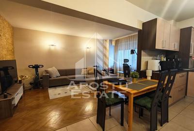 Apartament cu 3 camere decomandat în Aradului - 2