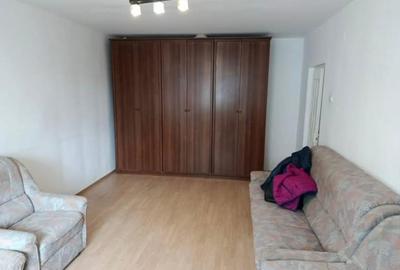 Apartament cu 2 camere decomandat, mobilat în Calea Moldovei - 2