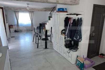 Duplex cu 5 camere cu Canalizare în Sânnicoară - 3