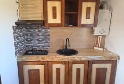 Casă cu 3 camere în Ariceștii Rahtivani - 3