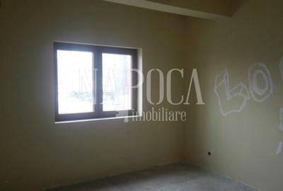 Casă individuală cu 7 camere cu Canalizare în Dâmbul Rotund - 3