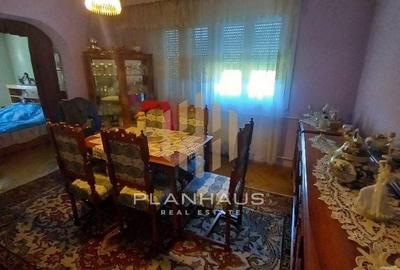 Casă cu 6 camere cu Teren 4546 Mp în Central - 5