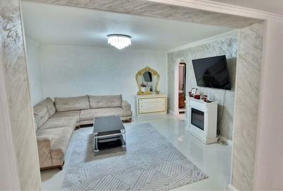 Apartament cu 3 camere în Micro 11