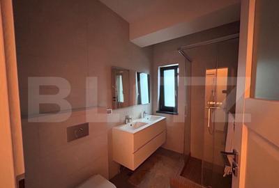 Apartament cu 4 camere semidecomandat în 1 Mai - 9
