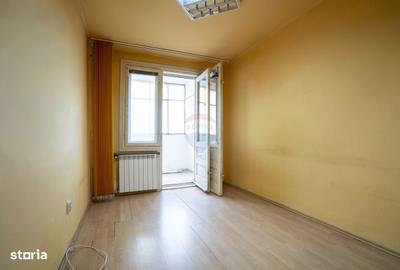 Apartament cu 4 camere în Decebal - 19