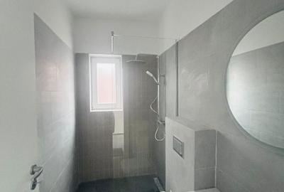 Casă cu 3 camere cu Teren 200 Mp în Florești