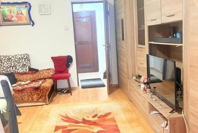 Garsonieră semidecomandată, mobilată în Astra