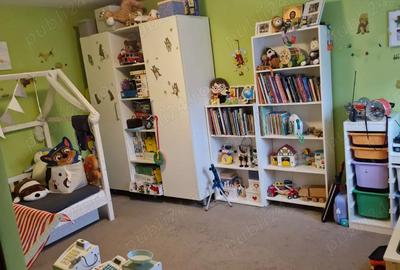 2 Case cu 7 camere, 2 bucatarii si 3 bai, intr-o curte cartierul Gradiste - 11