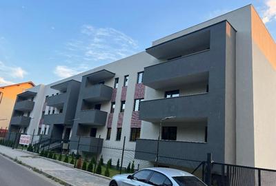 4 Apartamente +8 camere in bloc nou manastur