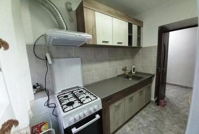Apartament cu 2 camere nedecomandat în Peneș Curcanul - 1