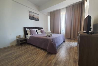 Apartament cu 2 camere decomandat, mobilat în Central