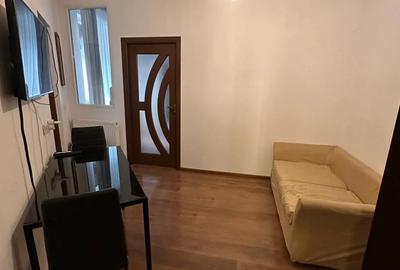 Inchiriez apartament cu o camera in Turni?or ( Alma) - 4