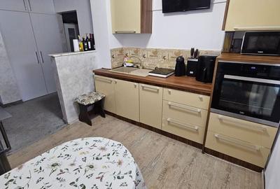 Apartament cu 2 camere decomandat, mobilat în Trocadero - 2