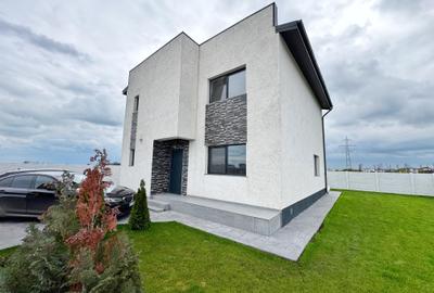 Casă individuală cu 4 camere în Berceni