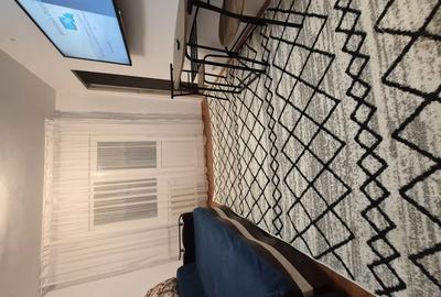 Inchiriez garsoniera - 3