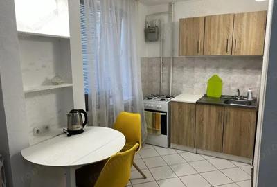 Garsoniera cocheta in zona Astra - 3