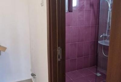 Gara-Abator, apartament cu 3 camere decomandate. - 14