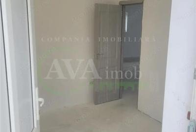 Spațiu comercial, de 370 mp, în Central - 14