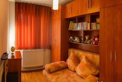 Apartament cu 3 camere semidecomandat în IAR - 2