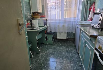 Apartament cu 3 camere decomandat, mobilat în Central - 2