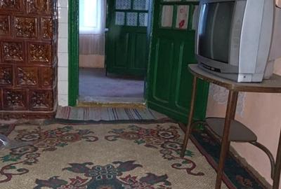 Vând casă bătrânească, sau schimb - 4