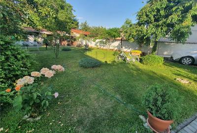 Casă individuală cu 5 camere cu Canalizare în Freidorf - 1