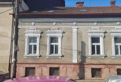 Spațiu comercial, de 400 mp, în Central - 14