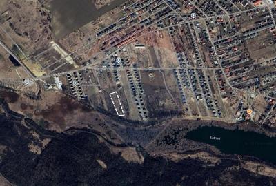 Teren intravilan de vanzare in Valea Adanca / str. Vaii - 1