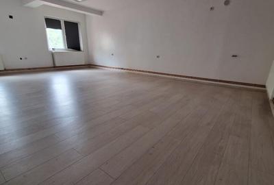 Spatiu zona Vlahuta - 4