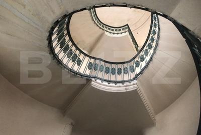 De vanzare apartament 3 camere, ultracentral , cu acoperis - 12