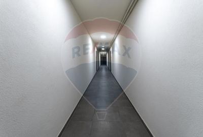 Apartament cu 3 camere decomandat, mobilat în Tractorul - 19