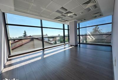Spațiu comercial, de 35 mp, în Nord - 1