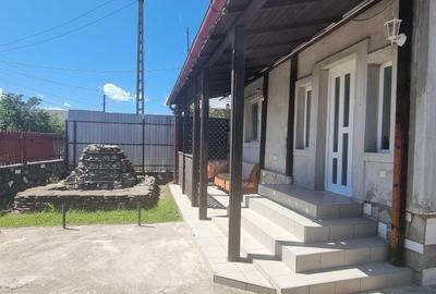 Casă cu 4 camere în Central - 8
