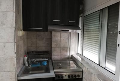 Apartament cu 2 camere decomandat în Fizicienilor - 8