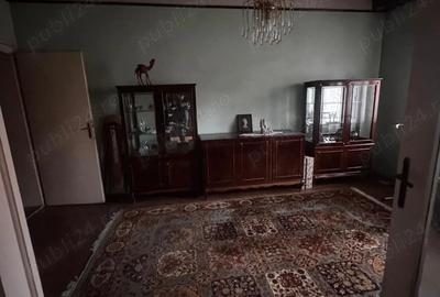 Apartament cu 4 camere decomandat în Central - 9