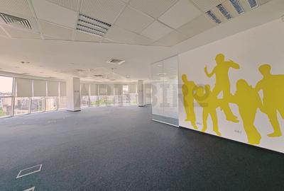 Zero comision, 310mp birou cu priveliste in cladire Armeneasca, 10' M - 3